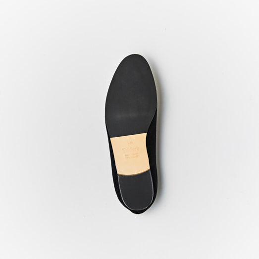 VICTORIA / BLACK VELVET LION (HALF RUBBER SOLE)