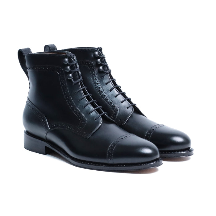 99008 / BLACK CALF (LEATHER SOLE)