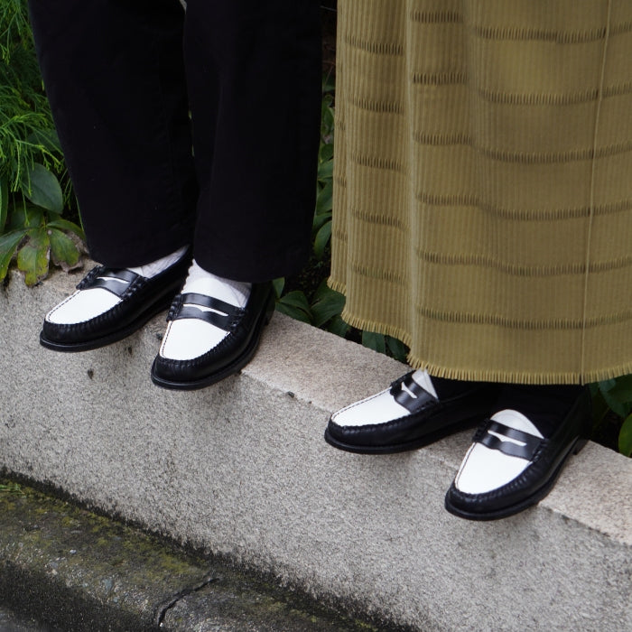 41010 / BLACK & WHITE (LEATHER SOLE)