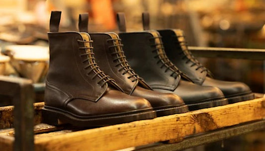 クラフトマンシップの結晶　トリッカーズのカントリーブーツ