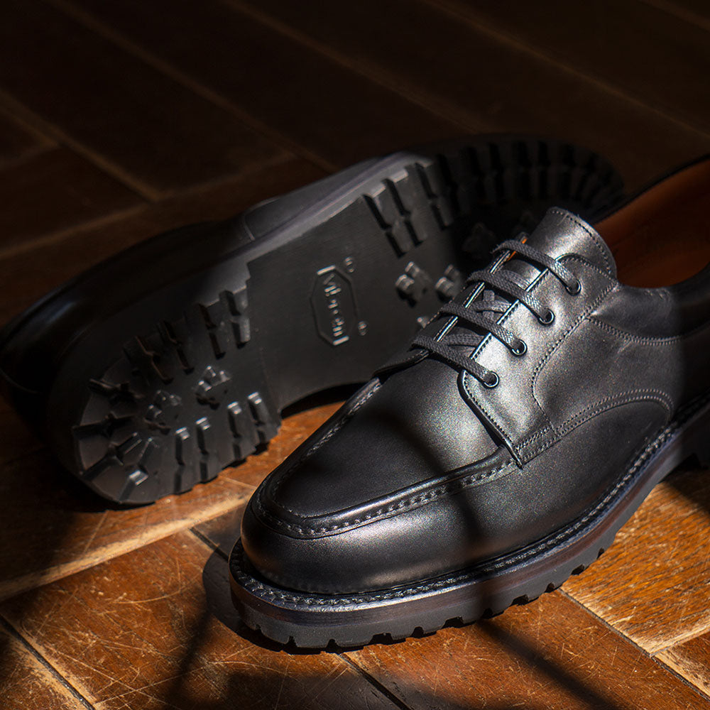 99081 / BLACK CALF (VIBRAM SOLE)