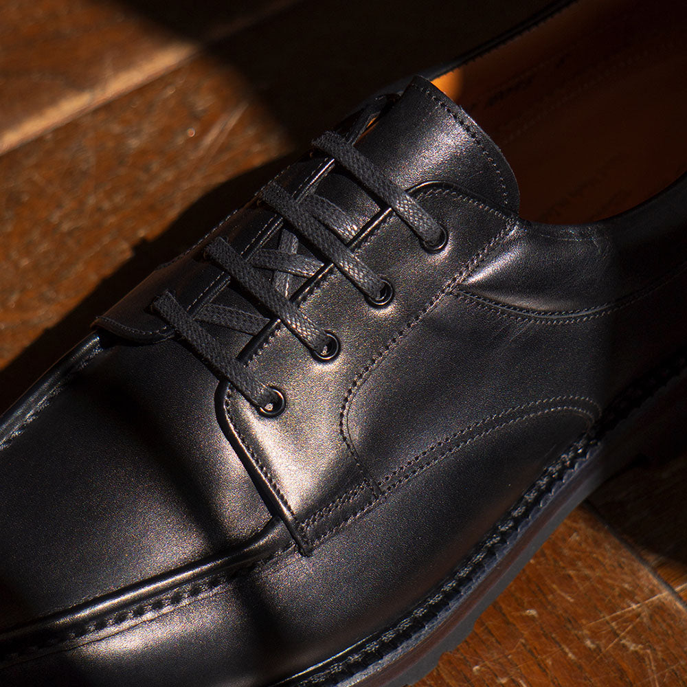 99081 / BLACK CALF (VIBRAM SOLE)