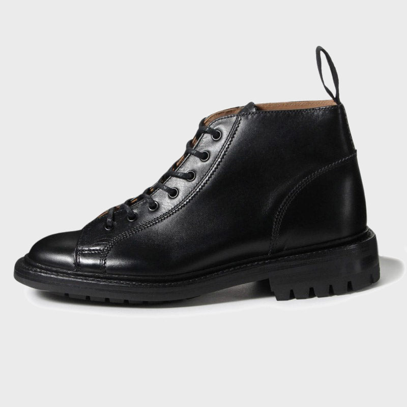 L6077 / BLACK BOX CALF (COMMANDO SOLE)