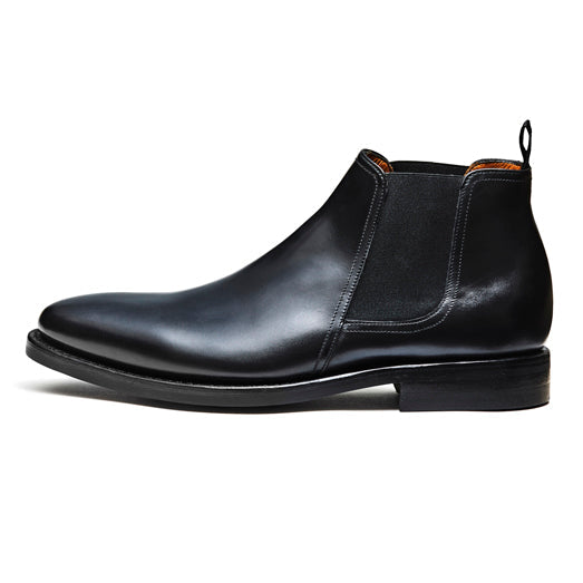 98411 / BLACK (DAINITE SOLE)