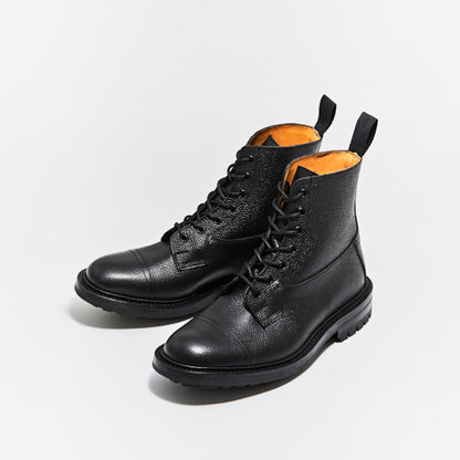 M6895 GRASSMERE / BLACK SCOTCH GRAIN (COMMANDO SOLE)