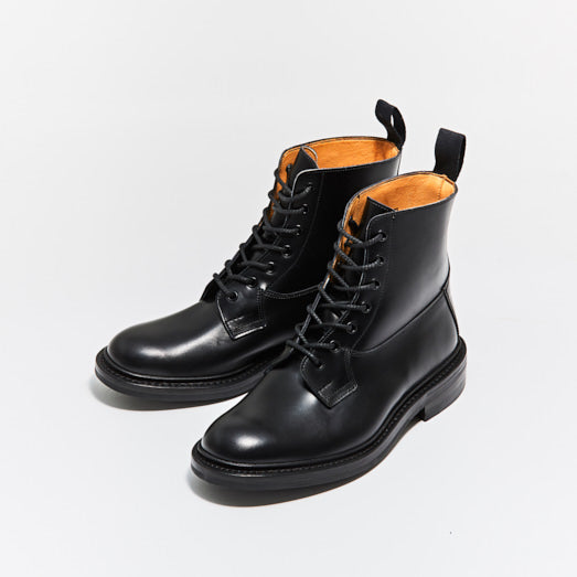 M5635 BURFORD / BLACK CALF (DAINITE SOLE)