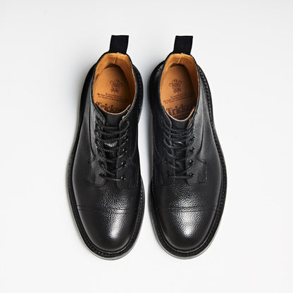 M6895 GRASSMERE / BLACK SCOTCH GRAIN (COMMANDO SOLE)