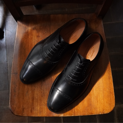 ビジネスシューズ | 98409 / BLACK CALF (DAINITE SOLE) - Jalan Sriwijaya ビジネスシューズ | 98409 / BLACK CALF (DAINITE SOLE) - Jalan Sriwijaya