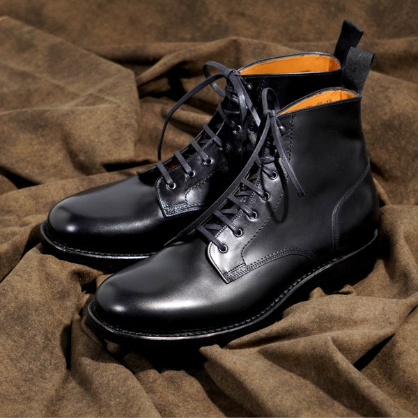 99053 / BLACK CALF (RIDGEWAY SOLE)