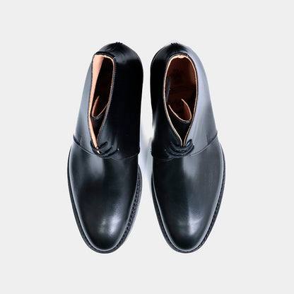 M8010 / BLACK CALF (DAINITE SOLE)